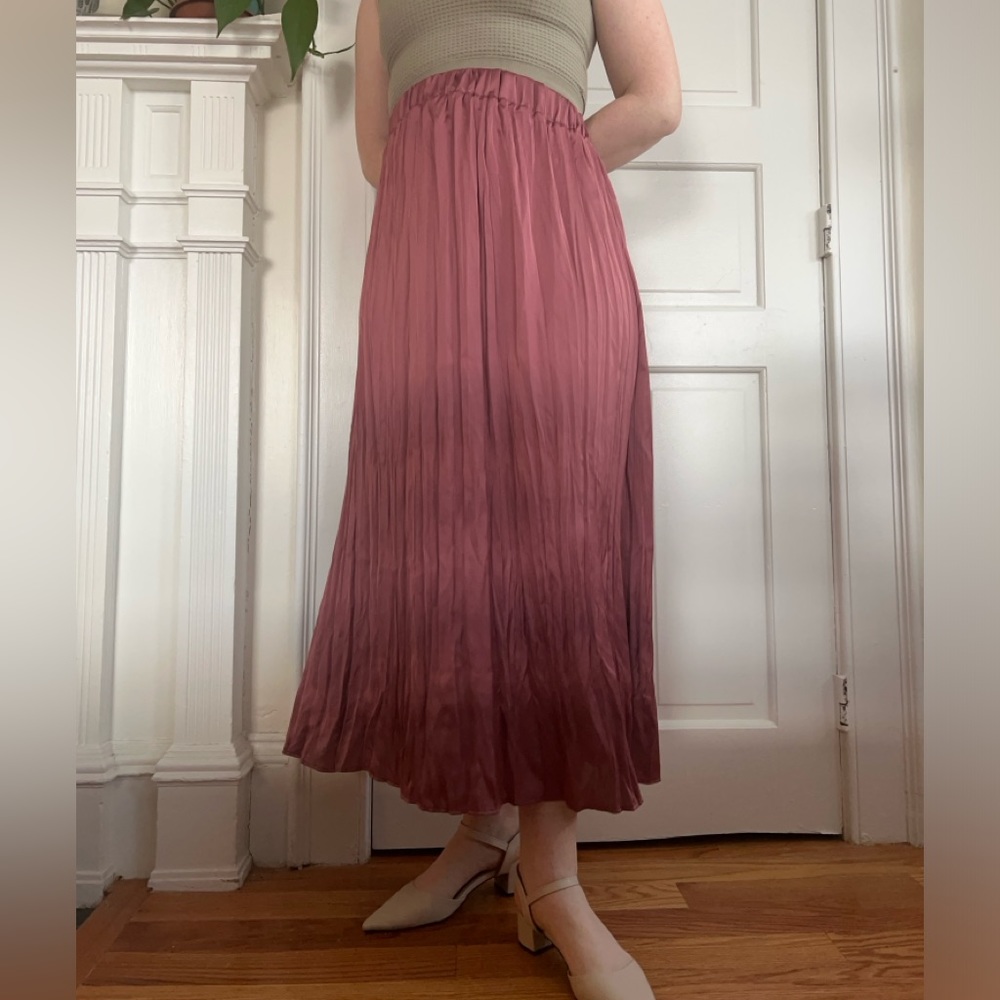 Zara pleated deep rose maxi skirt medium